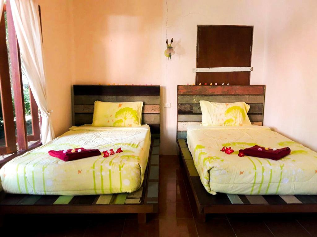 Buritara Resort, Phangan Island Чалоклум Екстериор снимка