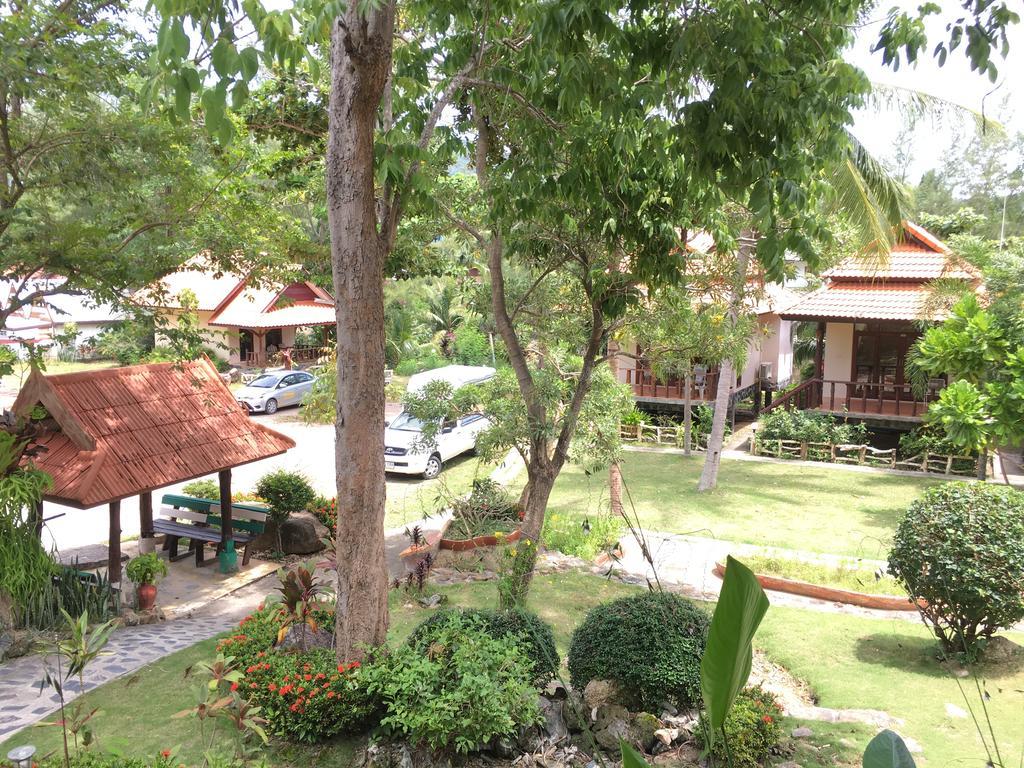 Buritara Resort, Phangan Island Чалоклум Екстериор снимка