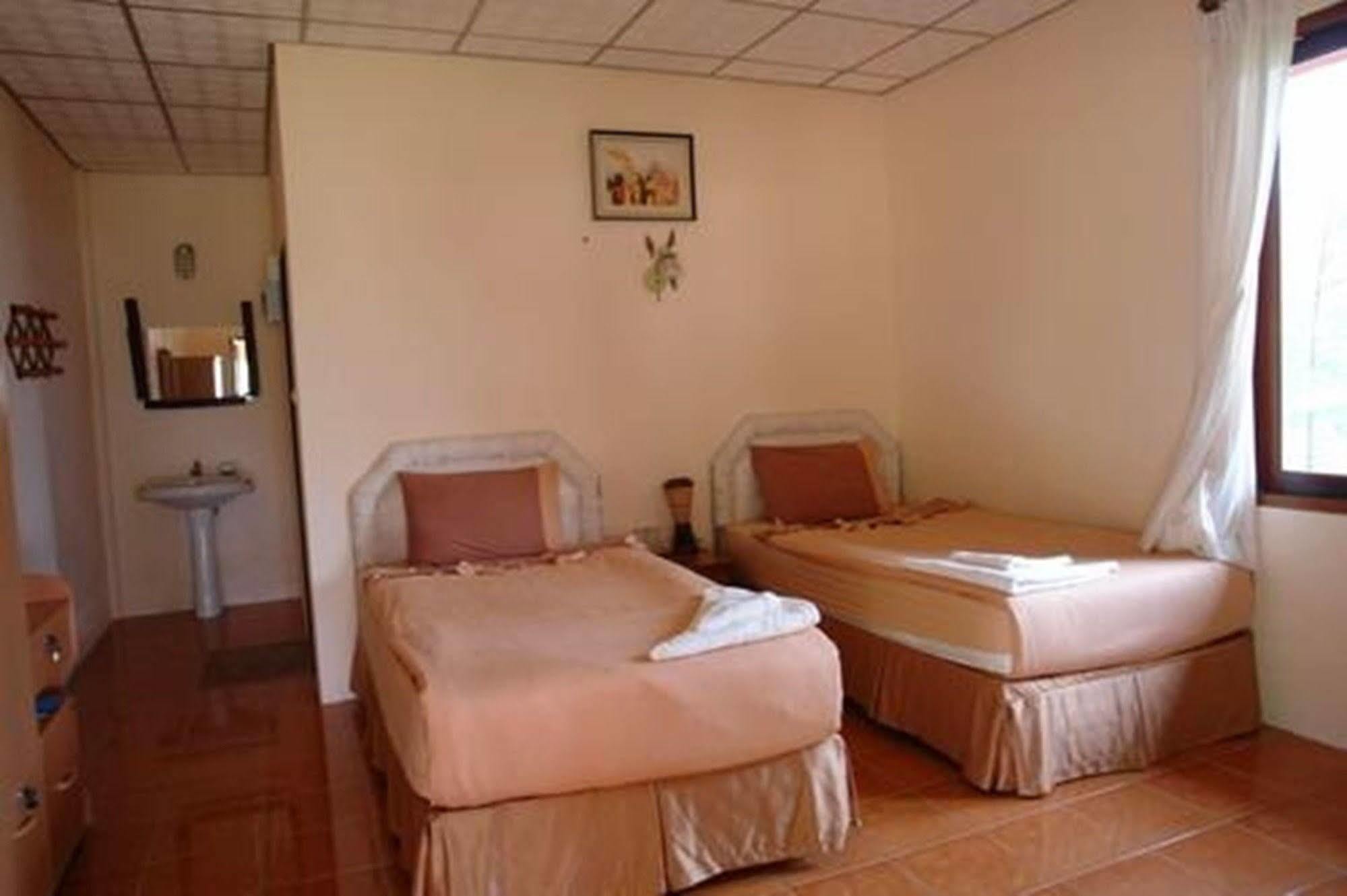 Buritara Resort, Phangan Island Чалоклум Екстериор снимка