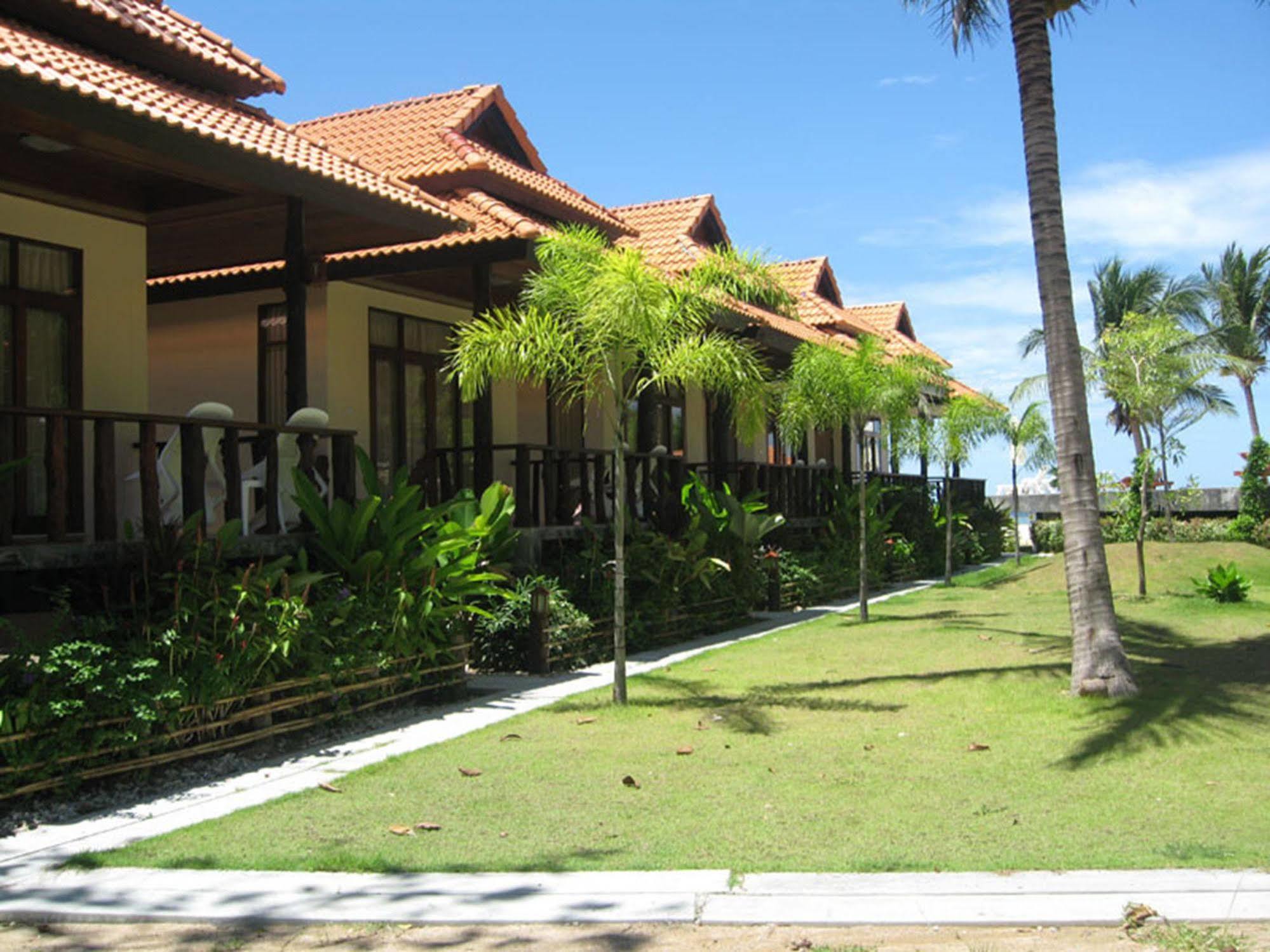 Buritara Resort, Phangan Island Чалоклум Екстериор снимка
