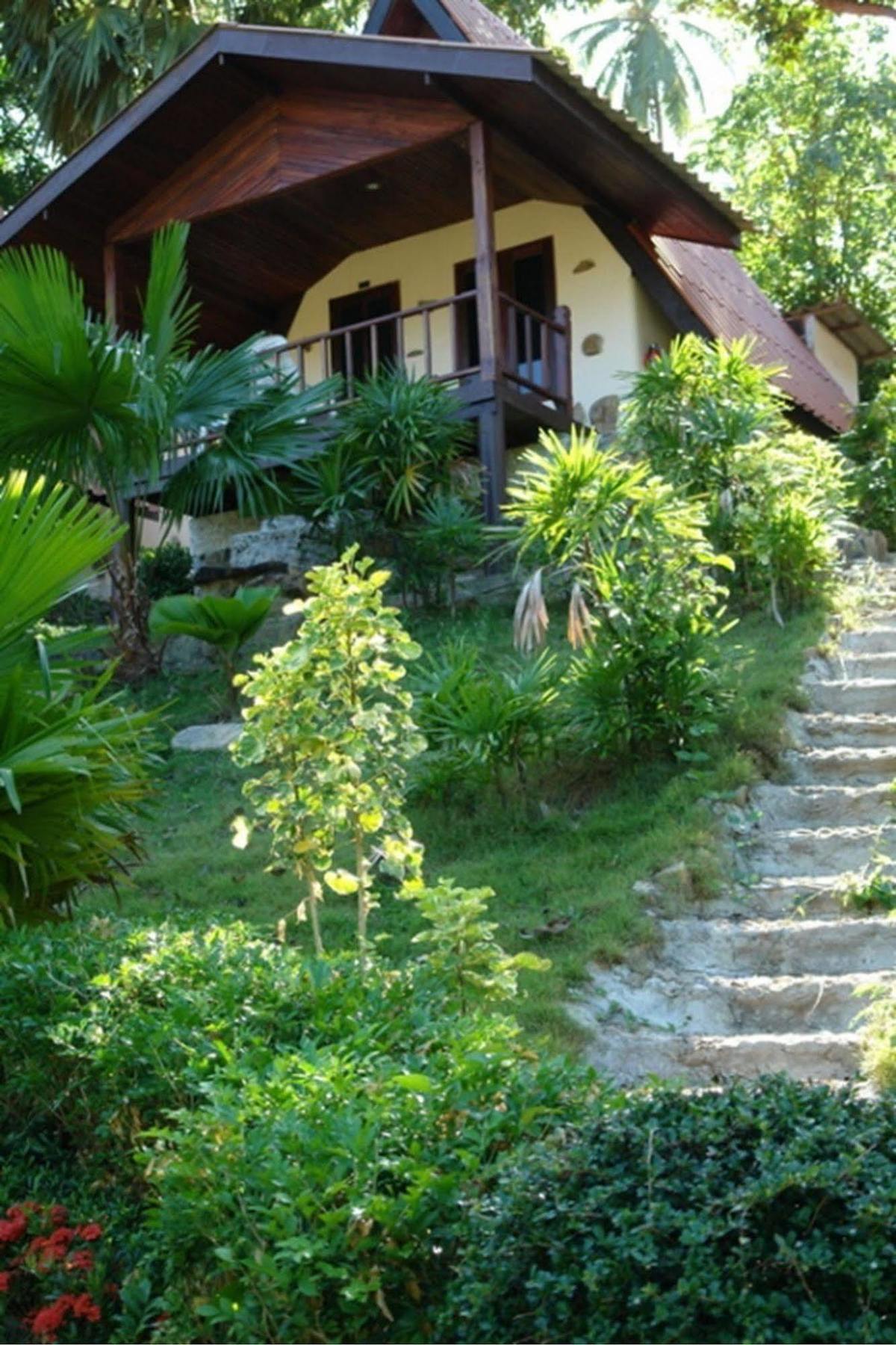 Buritara Resort, Phangan Island Чалоклум Екстериор снимка