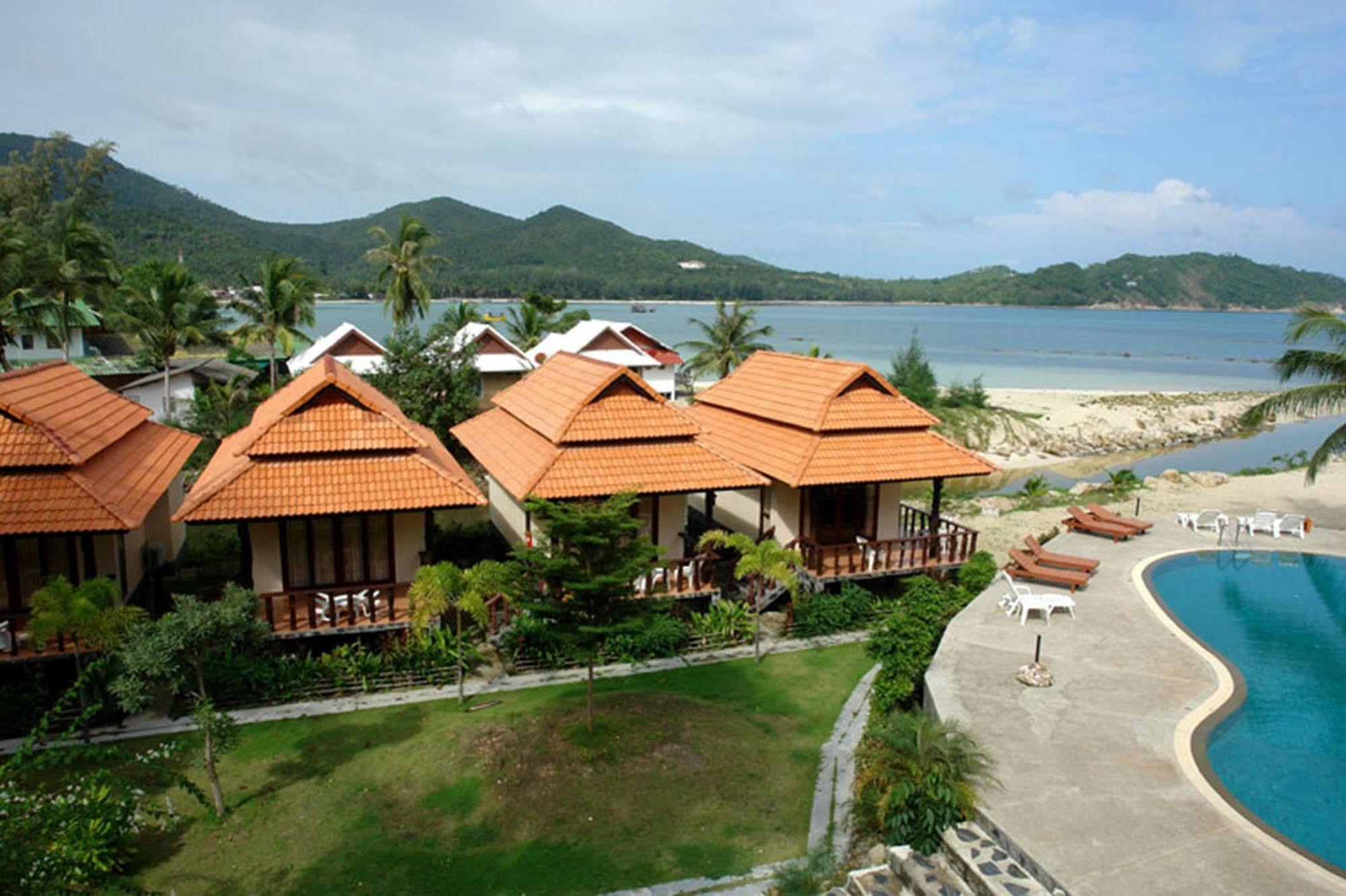 Buritara Resort, Phangan Island Чалоклум Екстериор снимка